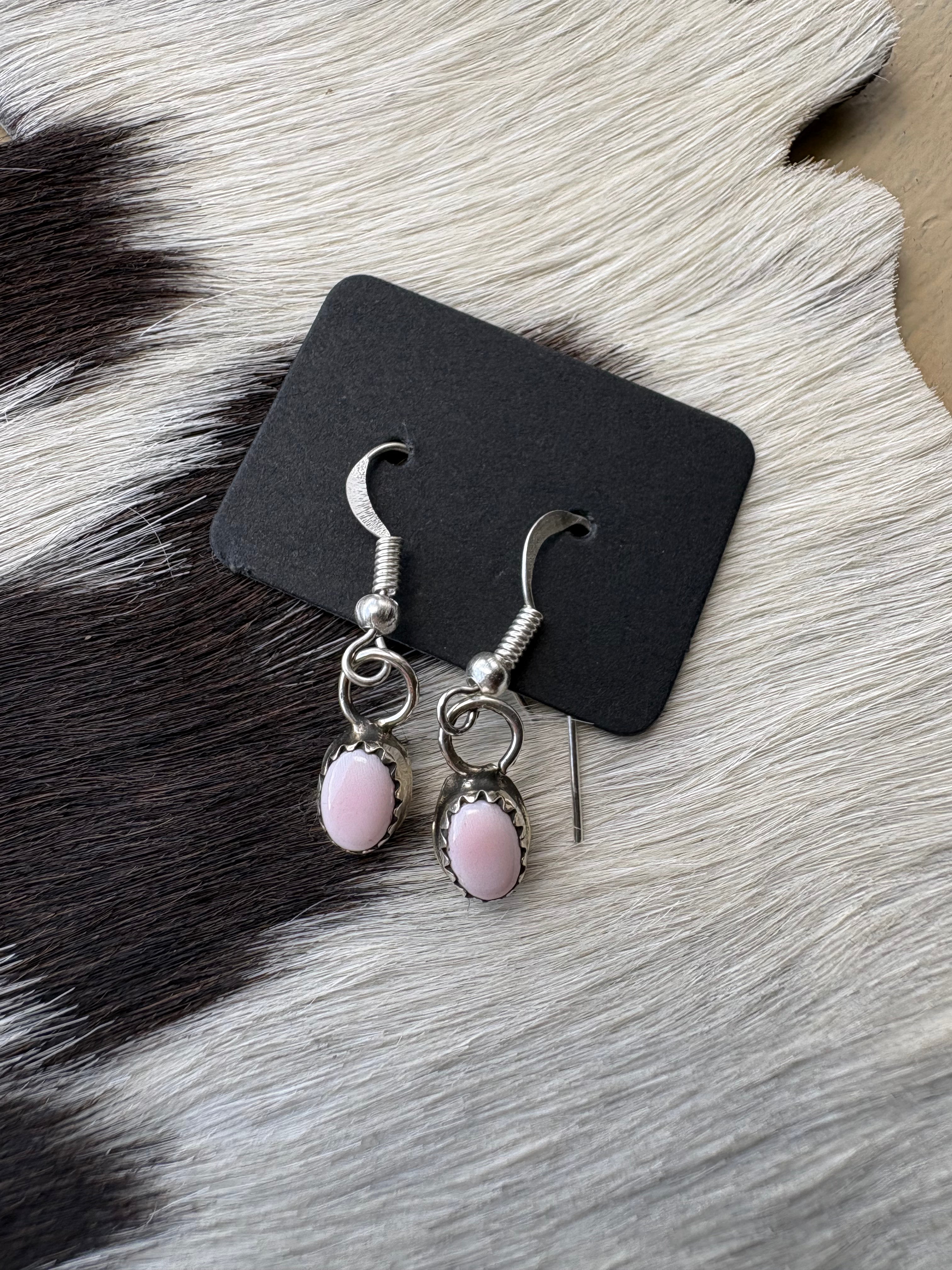 Sterling silver pink conc dangle earring. Navajo hand made by Christina Yazzie